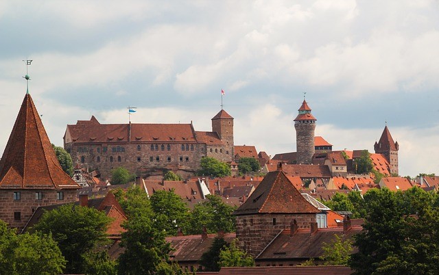 Taxi Herzogenaurach Nürnberg Flughafen